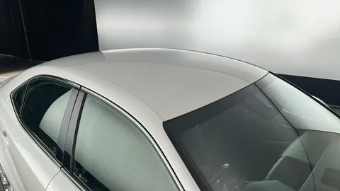 LEXUS IS 300h Advance CVT Auto