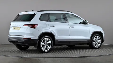 SKODA KAROQ 2.0 TDI SE Drive DSG