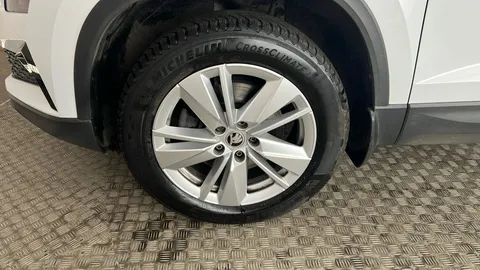 SKODA KAROQ 2.0 TDI SE Drive DSG