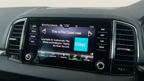 SKODA KAROQ 2.0 TDI SE Drive DSG