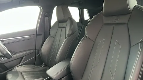 AUDI A3 35 TFSI S Line S Tronic