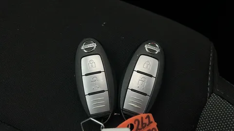 NISSAN QASHQAI 1.3 DiG-T N-Connecta