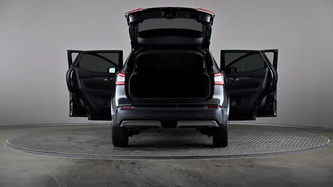 NISSAN QASHQAI 1.3 DiG-T N-Connecta