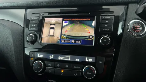 NISSAN QASHQAI 1.3 DiG-T N-Connecta