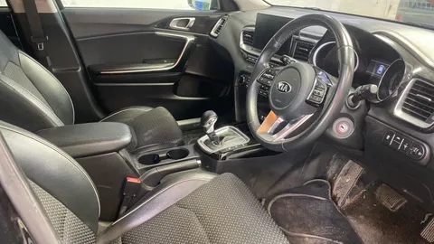 Kia Ceed 1.6 CRDi ISG 3 DCT