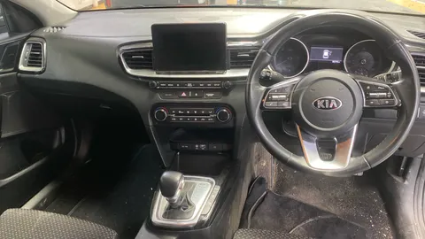 Kia Ceed 1.6 CRDi ISG 3 DCT