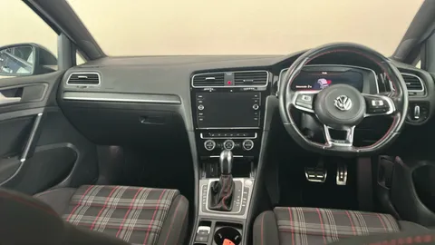 VOLKSWAGEN GOLF 2.0 TSI 245 GTI Performance DSG