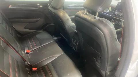 Renault Arkana 1.6 E-TECH Hybrid 145 R.S. Line 5dr Auto