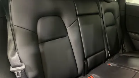 Tesla                     Model Y Long Range AWD 5dr Auto