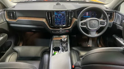 VOLVO XC60 2.0 T8 [455] RC PHEV Ultimate Dark AWD Gtron