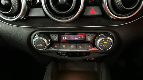 NISSAN JUKE 1.0 DiG-T 114 Tekna+