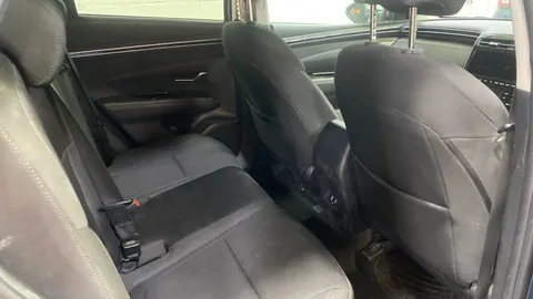 HYUNDAI TUCSON 1.6 TGDi SE Connect 2WD