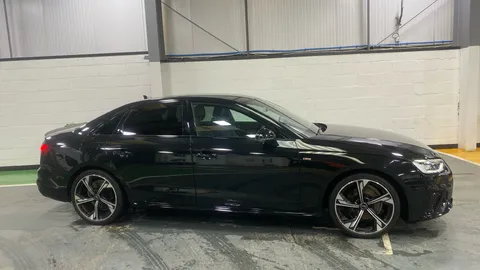 Audi A4 35 TFSI Black Edition S Tronic