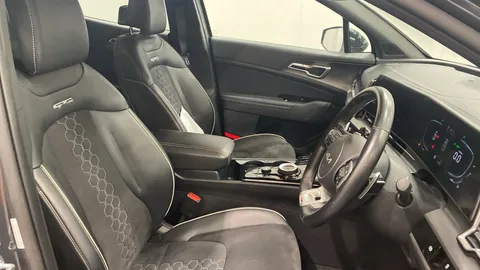 Kia Sportage 1.6T GDi HEV GT-Line 5dr Auto