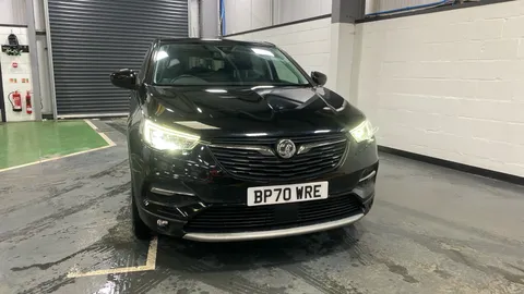 Vauxhall Grandland X 1.2 Turbo SE Premium 5dr