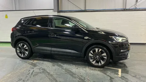 Vauxhall Grandland X 1.2 Turbo SE Premium 5dr