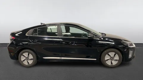 Hyundai Ioniq 1.6 GDi Hybrid Premium 5dr DCT