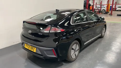 Hyundai Ioniq 1.6 GDi Hybrid Premium 5dr DCT