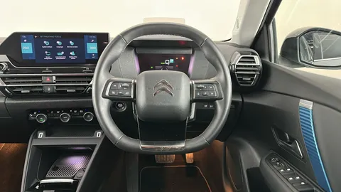 CITROEN C4 100kW Shine Plus 50kWh Auto