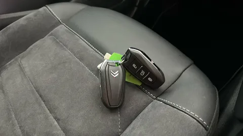 CITROEN C4 100kW Shine Plus 50kWh Auto