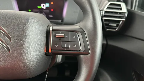 CITROEN C4 100kW Shine Plus 50kWh Auto