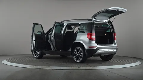 SKODA YETI OUTDOOR 2.0 TDI CR SE Drive