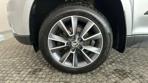 SKODA YETI OUTDOOR 2.0 TDI CR SE Drive