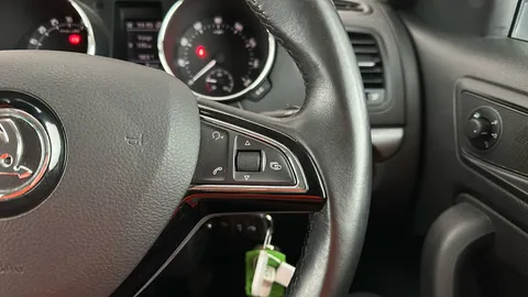 SKODA YETI OUTDOOR 2.0 TDI CR SE Drive