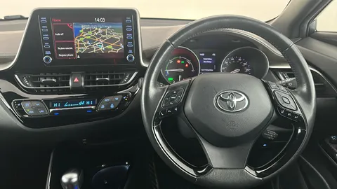 TOYOTA C-HR 2.0 Hybrid Excel CVT