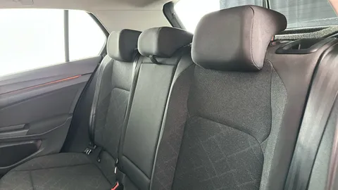 VOLKSWAGEN GOLF 2.0 TDI Life DSG