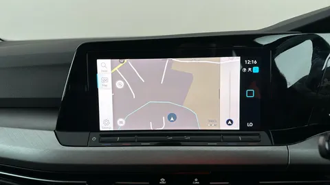 VOLKSWAGEN GOLF 2.0 TDI Life DSG