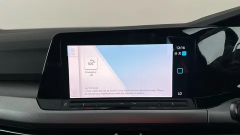 VOLKSWAGEN GOLF 2.0 TDI Life DSG