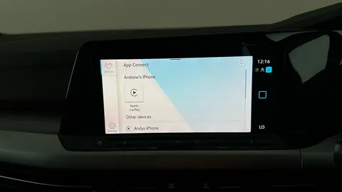 VOLKSWAGEN GOLF 2.0 TDI Life DSG