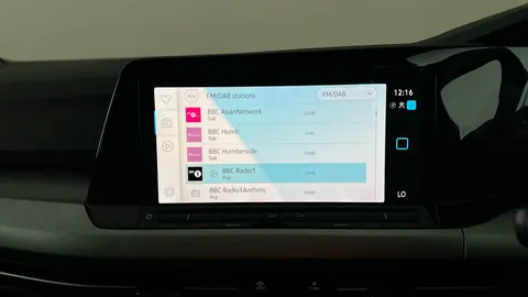 VOLKSWAGEN GOLF 2.0 TDI Life DSG