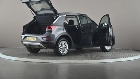 VOLKSWAGEN T-ROC 1.5 TSI Life