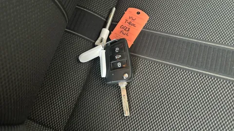 VOLKSWAGEN T-ROC 1.5 TSI Life