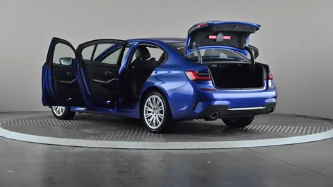 BMW 3 SERIES 330e M Sport Step Auto
