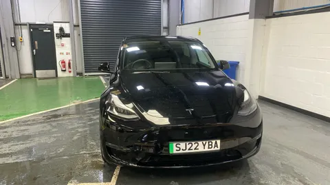 TESLA MODEL Y Long Range AWD Auto