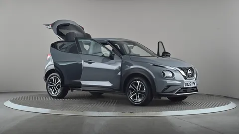 NISSAN JUKE 1.0 DiG-T N-Connecta DCT
