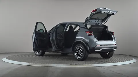 NISSAN JUKE 1.0 DiG-T N-Connecta DCT