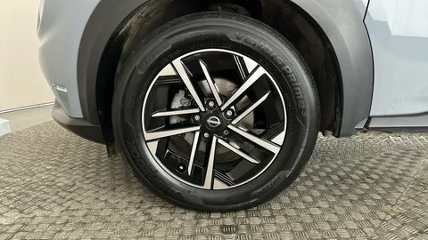 NISSAN JUKE 1.0 DiG-T N-Connecta DCT