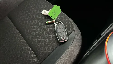 NISSAN JUKE 1.0 DiG-T N-Connecta DCT