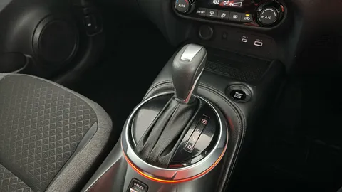 NISSAN JUKE 1.0 DiG-T N-Connecta DCT