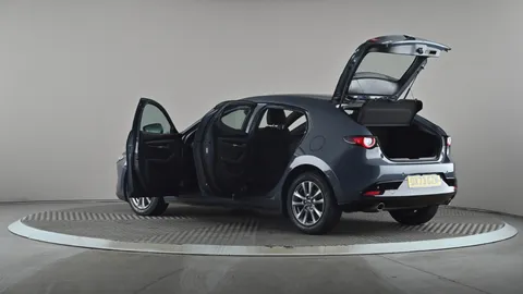 MAZDA 3 2.0 e-Skyactiv G MHEV SE-L Lux