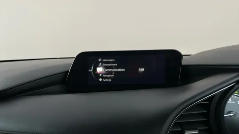 MAZDA 3 2.0 e-Skyactiv G MHEV SE-L Lux