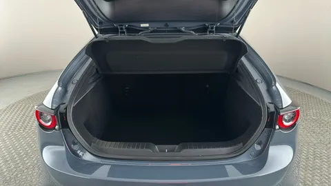 MAZDA 3 2.0 e-Skyactiv G MHEV SE-L Lux