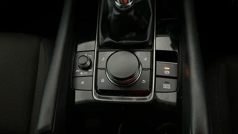 MAZDA 3 2.0 e-Skyactiv G MHEV SE-L Lux