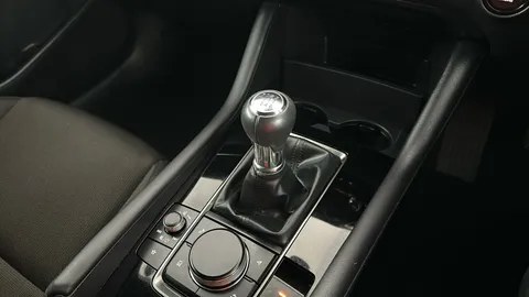 MAZDA 3 2.0 e-Skyactiv G MHEV SE-L Lux