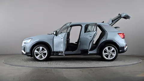 AUDI Q2 30 TFSI S Line