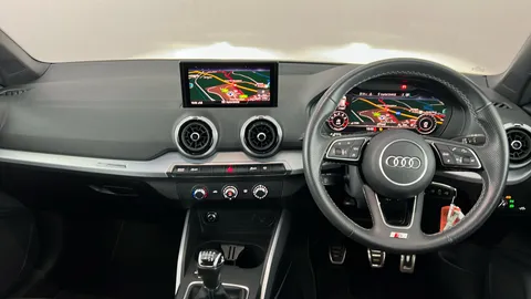 AUDI Q2 30 TFSI S Line